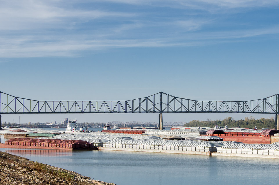 Rush hour on the Mississippi